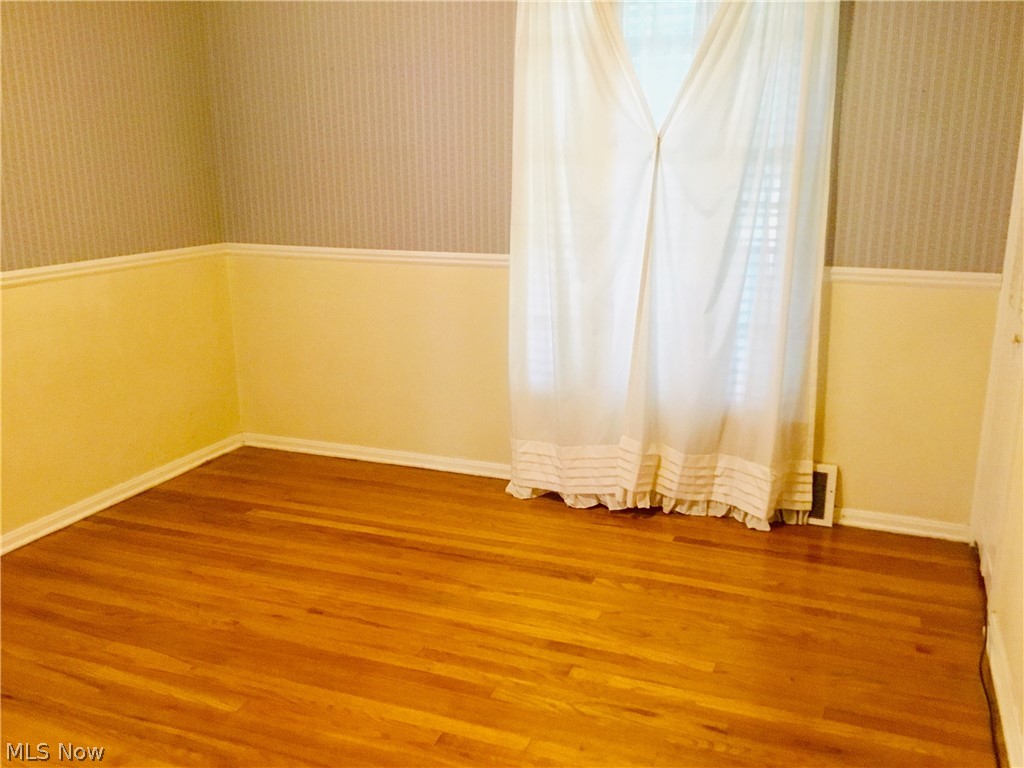 13204 Carpenter Road Garfield Heights, OH 44125 - Photo 10 of 17