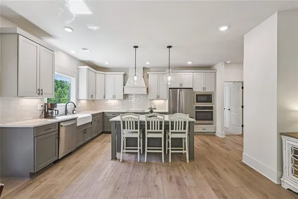 $785,000 | 199 Tennessee Walker Way, Hoschton, GA 30548