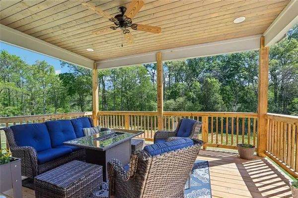 $785,000 | 199 Tennessee Walker Way, Hoschton, GA 30548