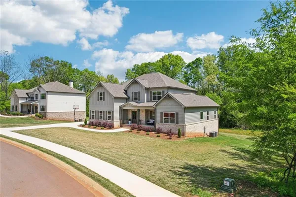 $785,000 | 199 Tennessee Walker Way, Hoschton, GA 30548