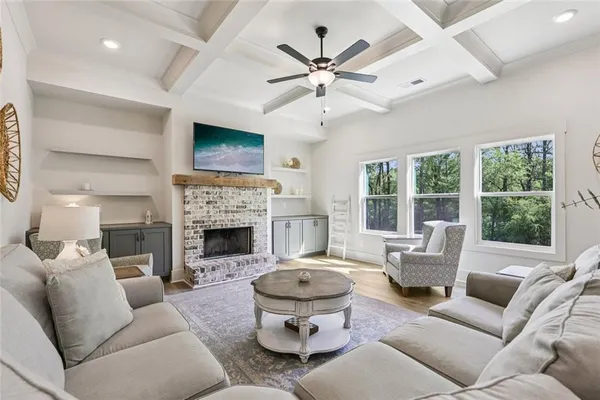 $785,000 | 199 Tennessee Walker Way, Hoschton, GA 30548