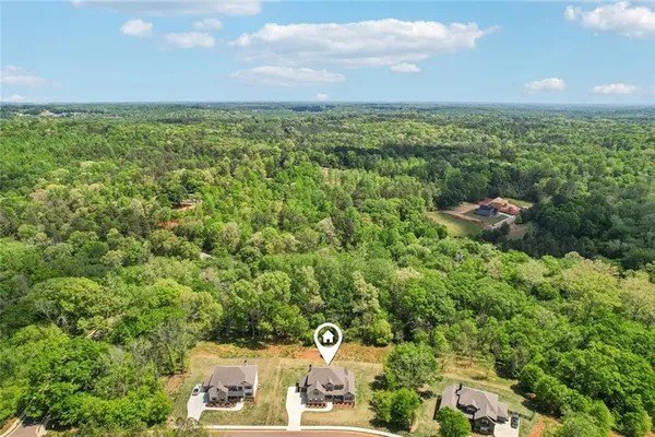 $785,000 | 199 Tennessee Walker Way, Hoschton, GA 30548