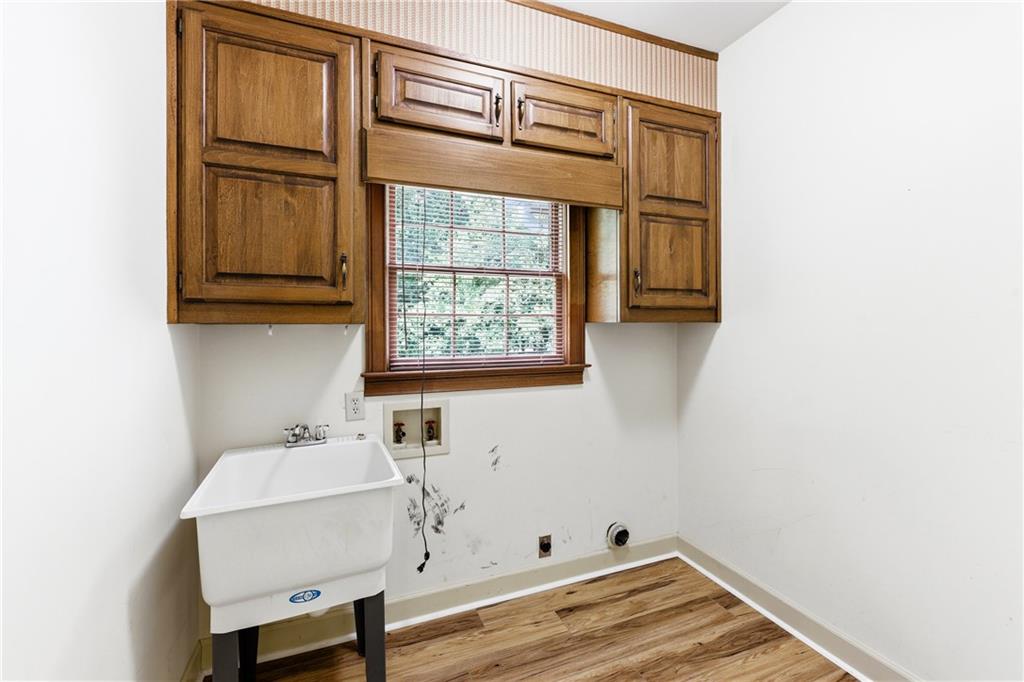 3608 Maple Forge Lane Gainesville, GA 30504 - Photo 17 of 45 a view of utility room
