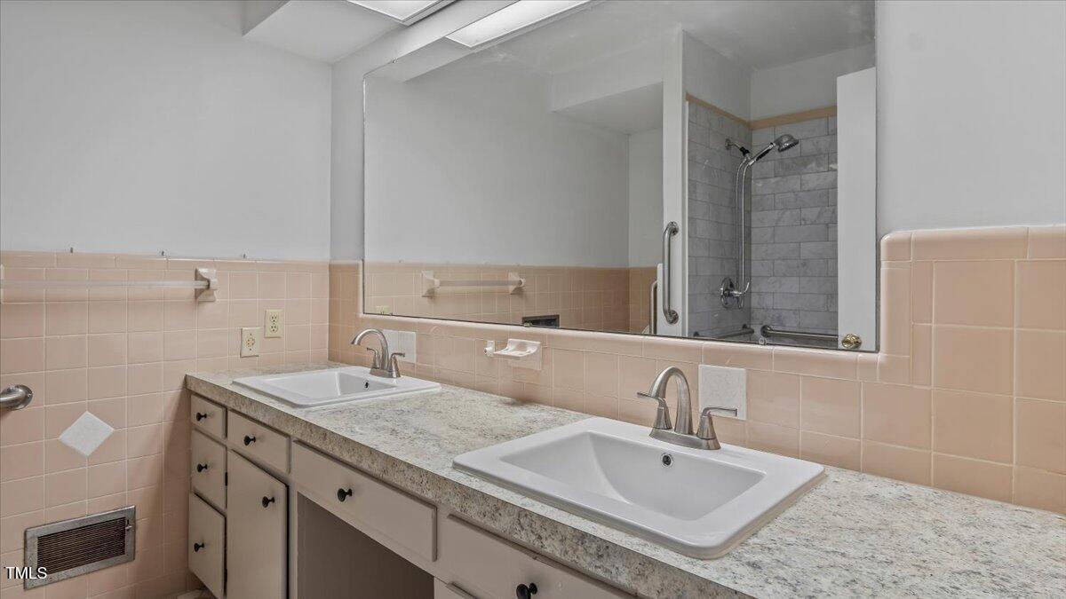 110 Omega Road Henderson, NC 27536 - Photo 32 of 59 36-pmega rd (33 of 55)