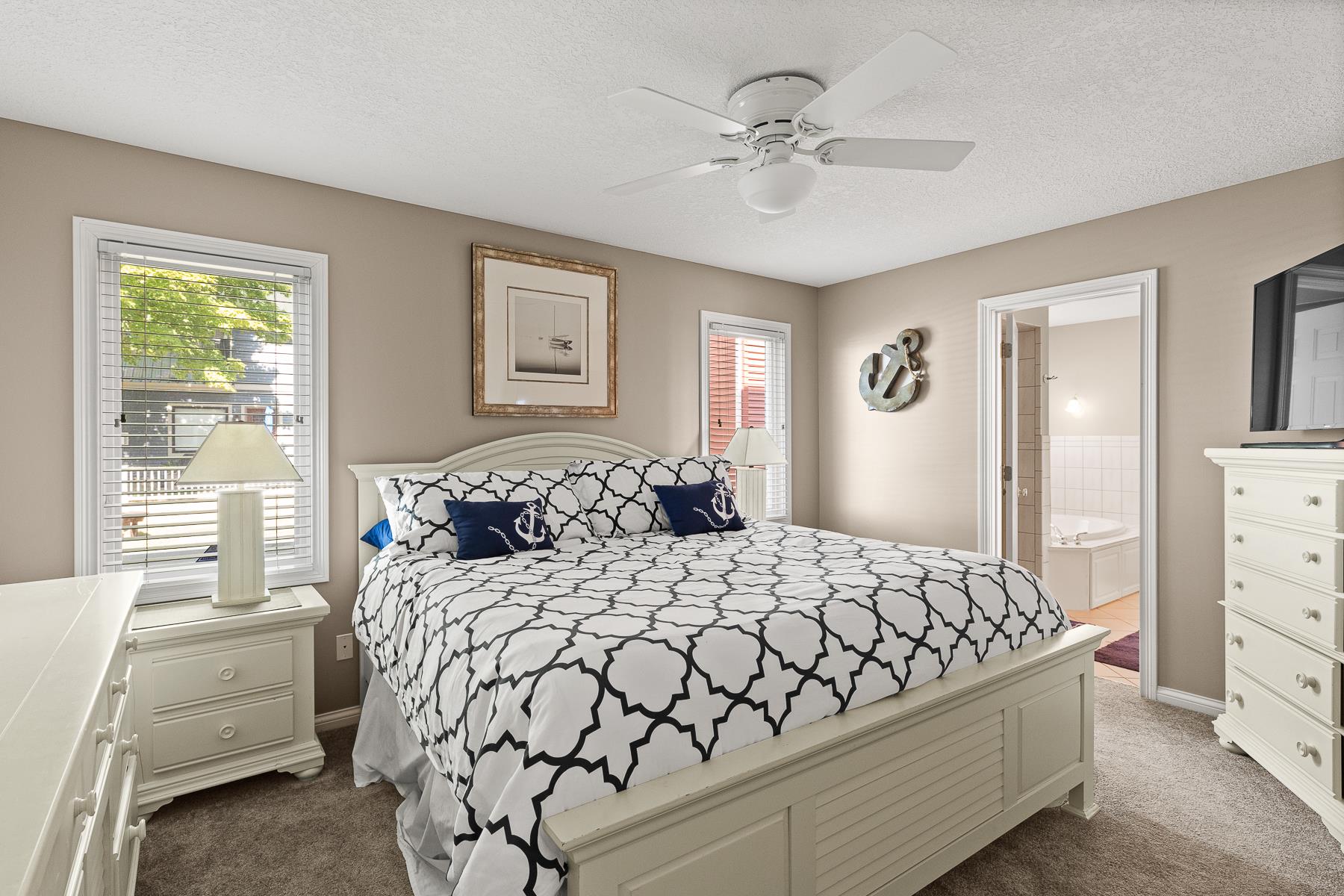 11803 North Ogden Point Road Syracuse, IN 46567 - Photo 19 of 35 Gallery Image 19