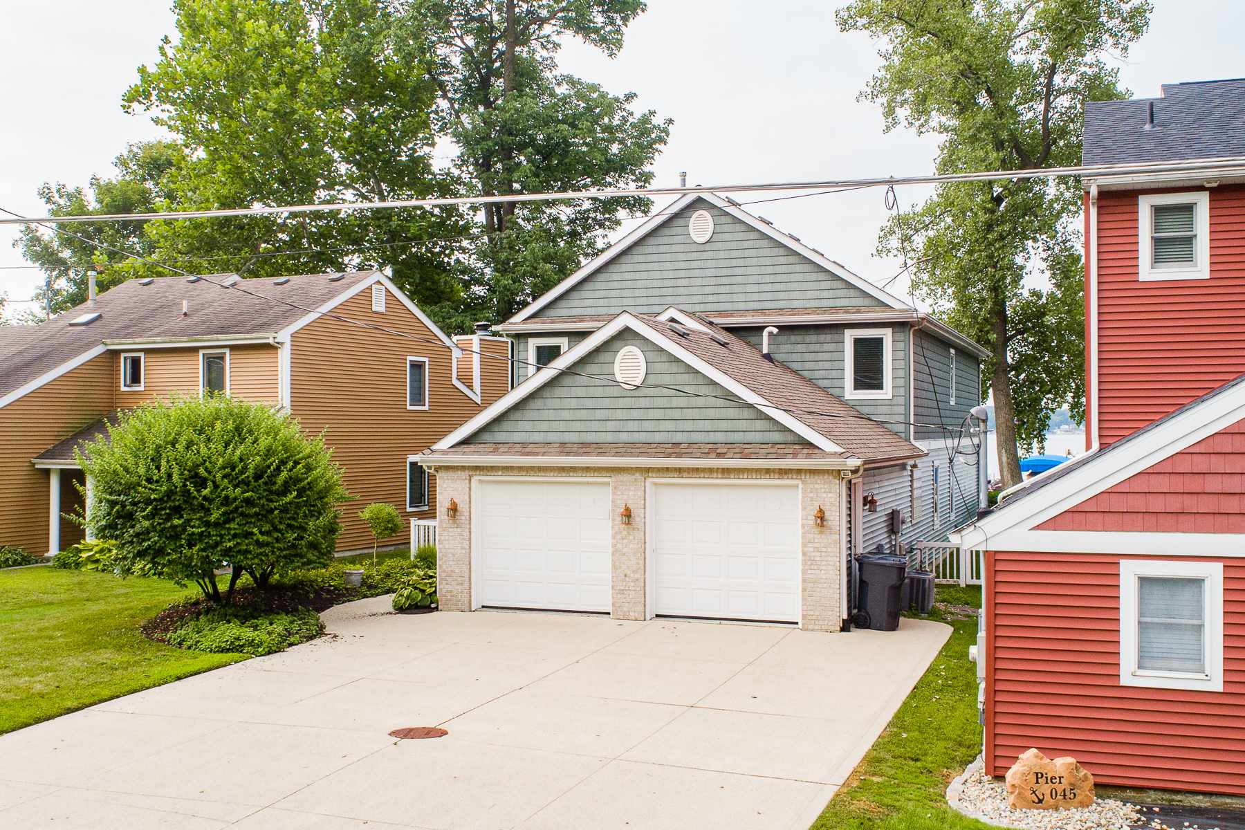 11803 North Ogden Point Road Syracuse, IN 46567 - Photo 10 of 35 Gallery Image 10
