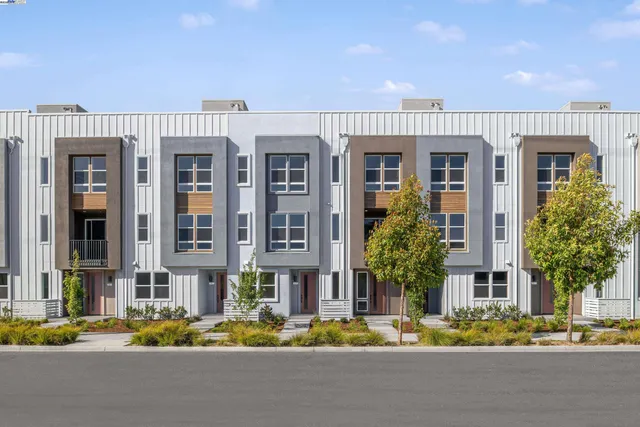 $1,399,990 | 2007 Stanford Street, Alameda, CA 94501