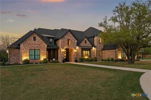 $1,800,000 | 3001 Rolling Meadow Drive, Salado, TX 76571