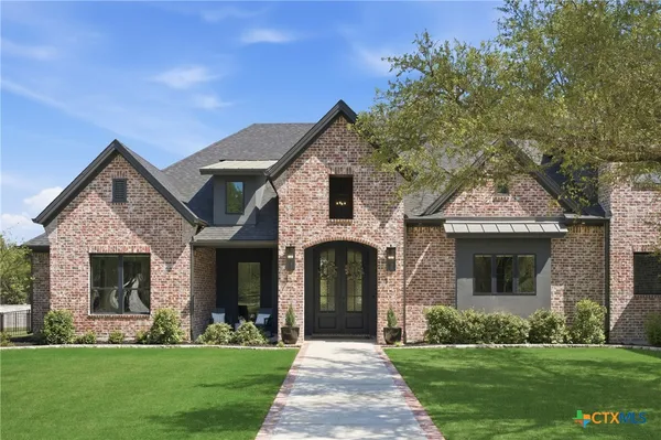 $1,800,000 | 3001 Rolling Meadow Drive, Salado, TX 76571