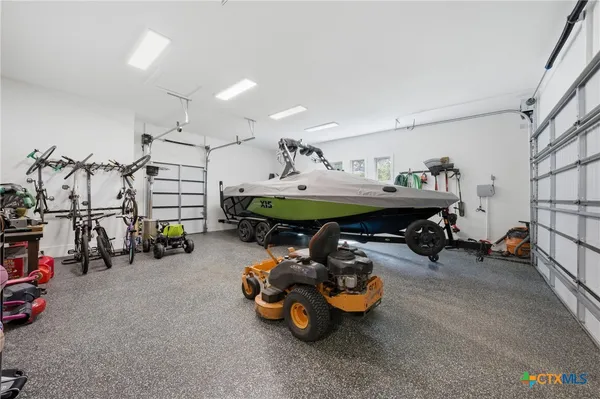 $1,800,000 | 3001 Rolling Meadow Drive, Salado, TX 76571