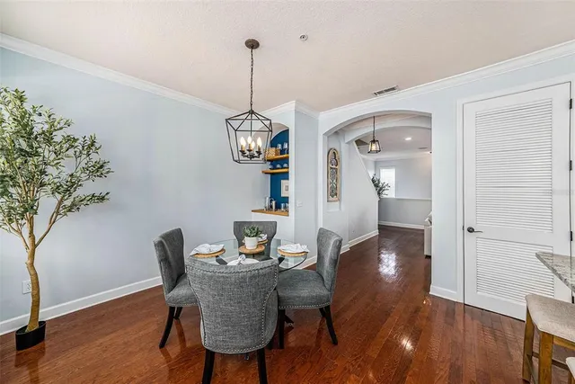 $670,000 | 3111 West De Leon Street, Unit 10, Tampa, FL 33609