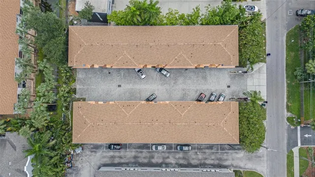 $670,000 | 3111 West De Leon Street, Unit 10, Tampa, FL 33609