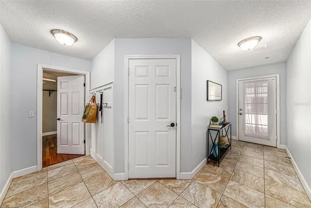 $670,000 | 3111 West De Leon Street, Unit 10, Tampa, FL 33609