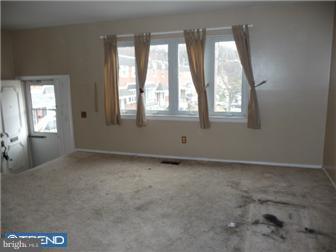 12832 Elnora Road Philadelphia, PA 19154 - Photo 2 of 12