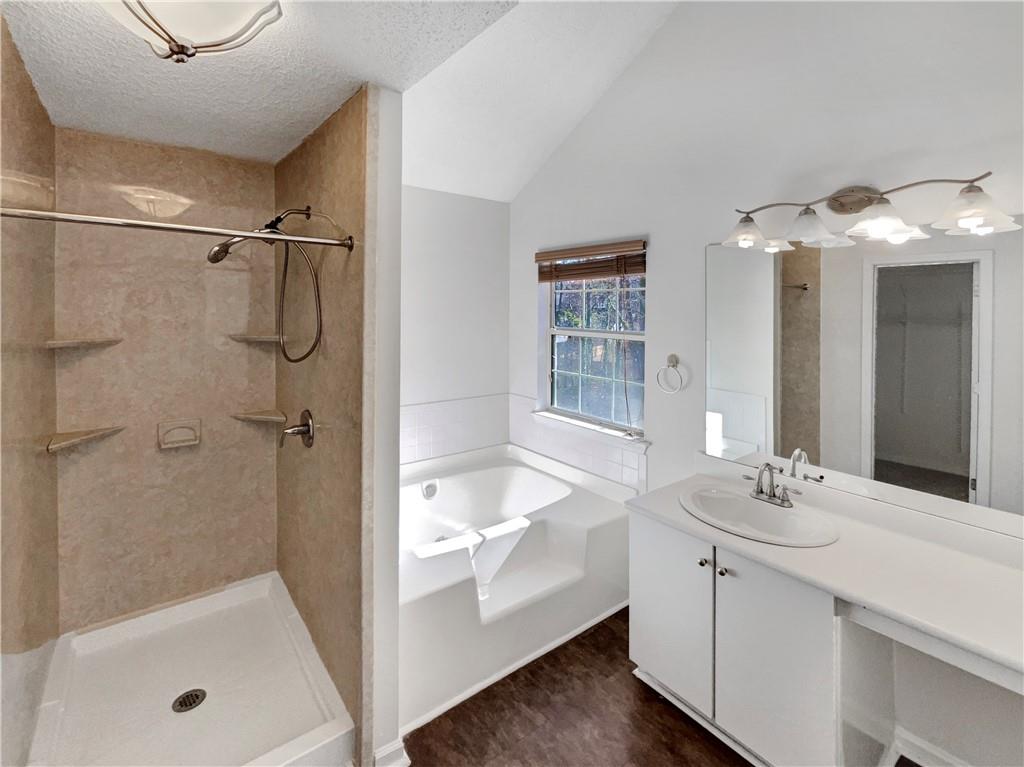 2438 Briar Knoll Road Lithonia, GA 30058 - Photo 11 of 24