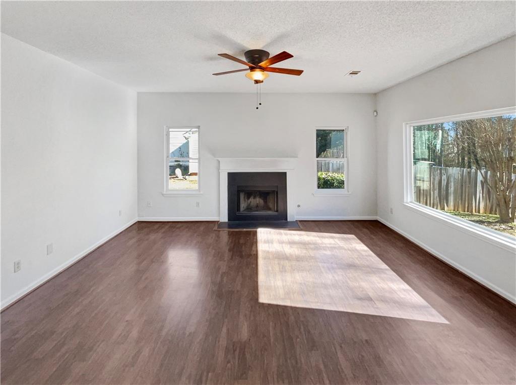 2438 Briar Knoll Road Lithonia, GA 30058 - Photo 3 of 24