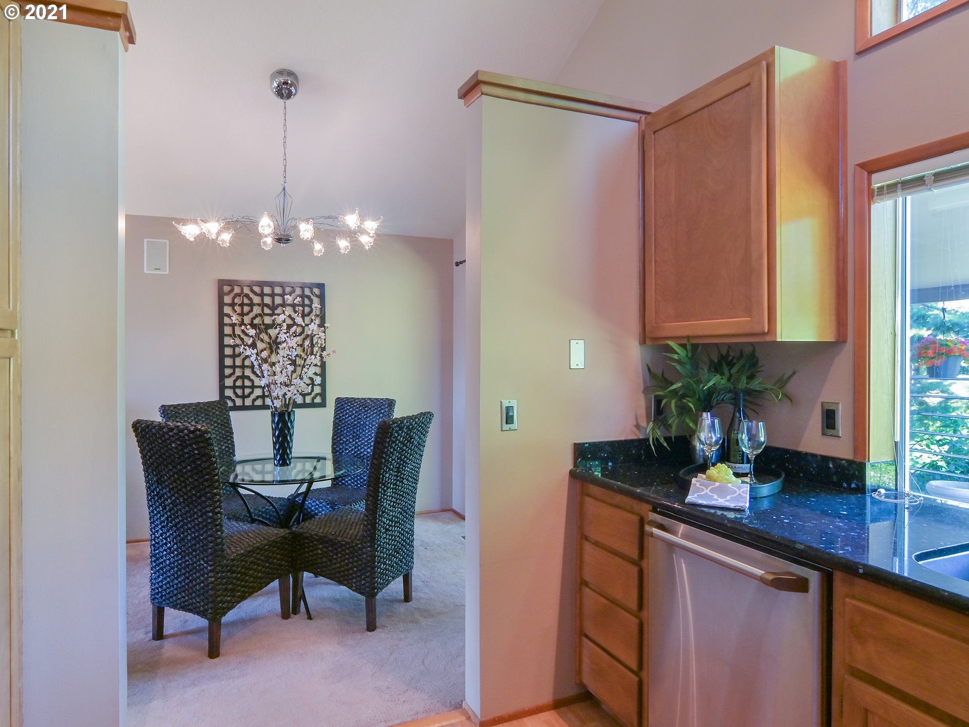 1121 Risden Place Eugene, OR 97404 - Photo 11 of 28 Gallery Image 11