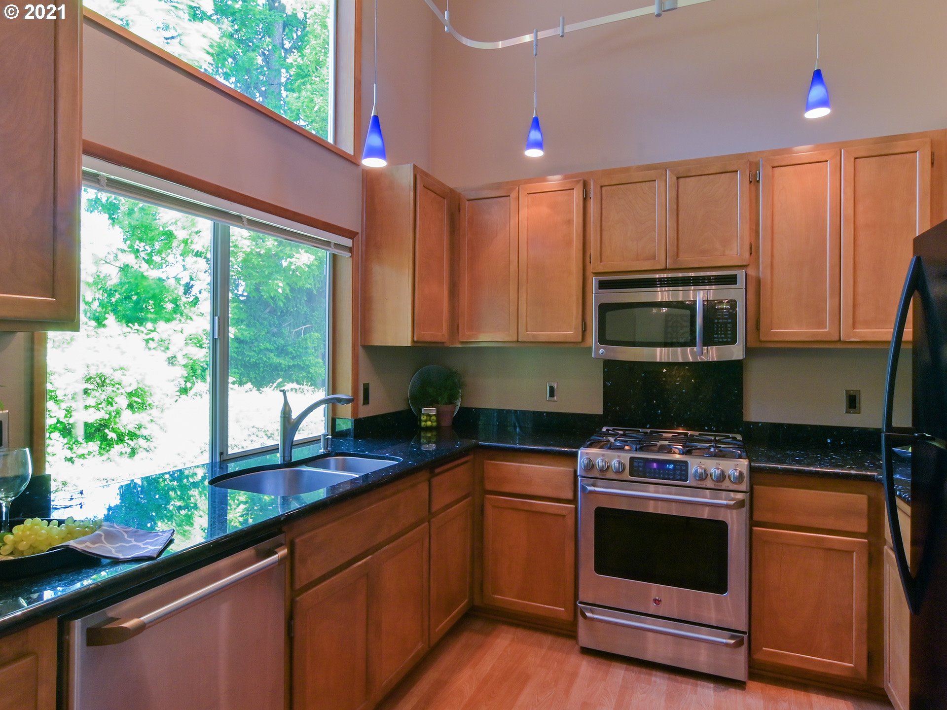 1121 Risden Place Eugene, OR 97404 - Photo 12 of 28 Gallery Image 12