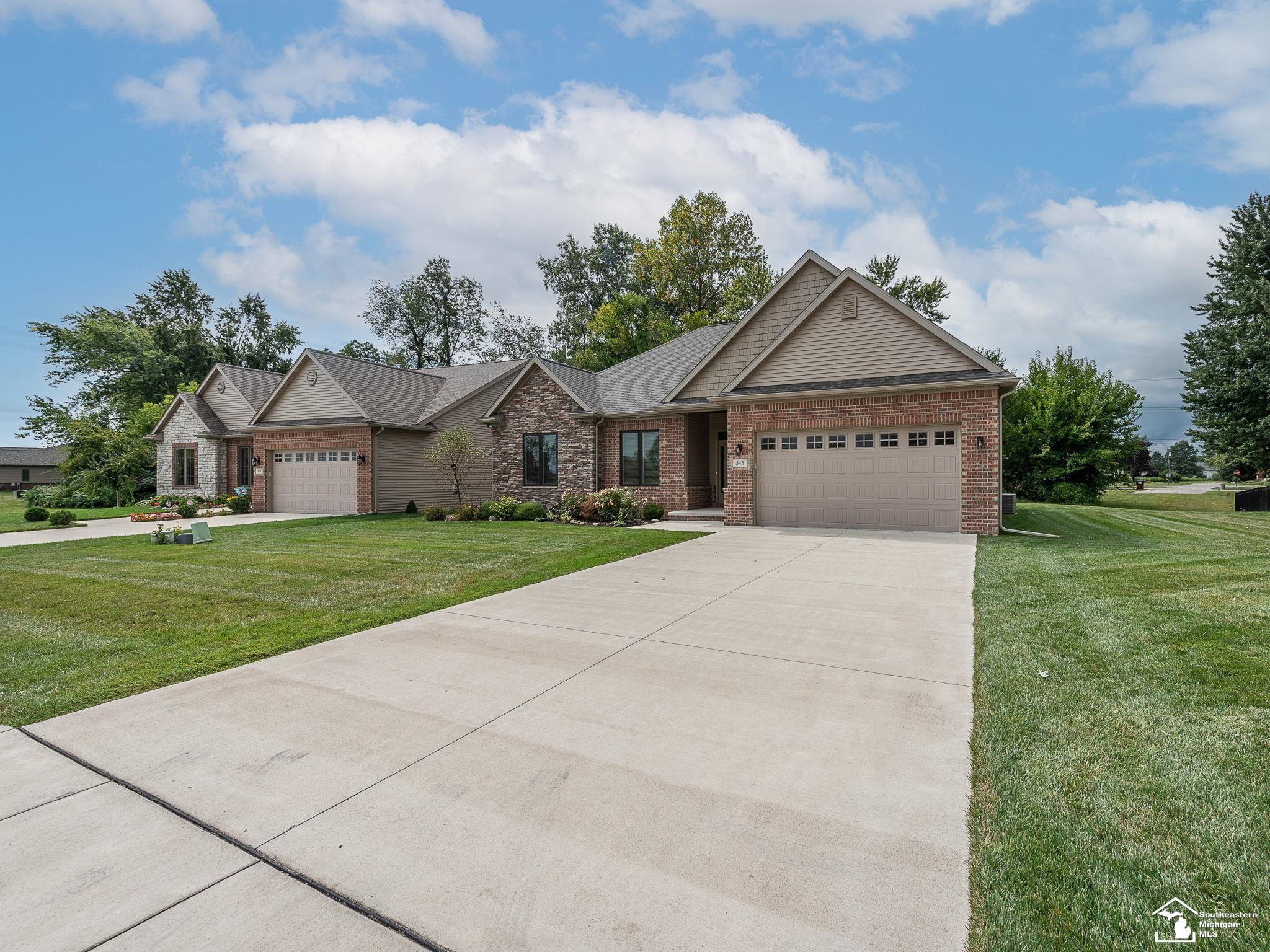 545 Rose Crest Monroe, MI 48162 - Photo 31 of 44