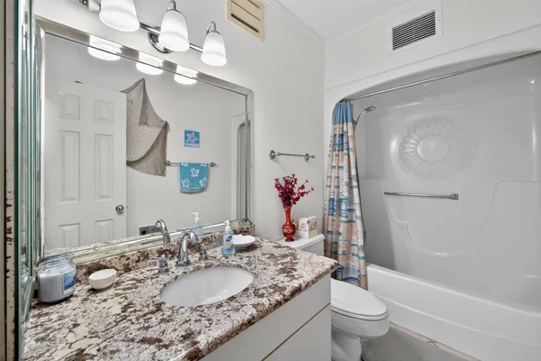 $380,000 | 1401 East Beach Drive, Unit 510, Galveston, TX 77550
