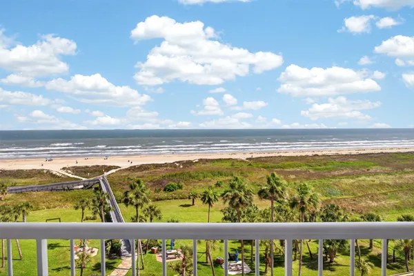 $380,000 | 1401 East Beach Drive, Unit 510, Galveston, TX 77550