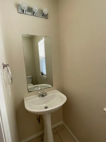 $1,495 | 1033 Christopher Avenue, Unit B, Round Rock, TX 78681