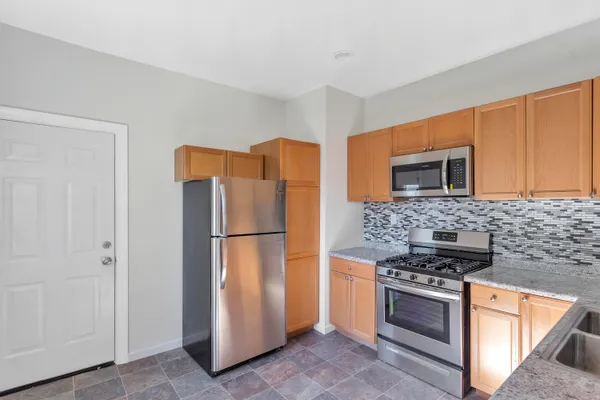 $300,000 | 7507 Hanover Avenue, Unit 12, Detroit, MI 48206