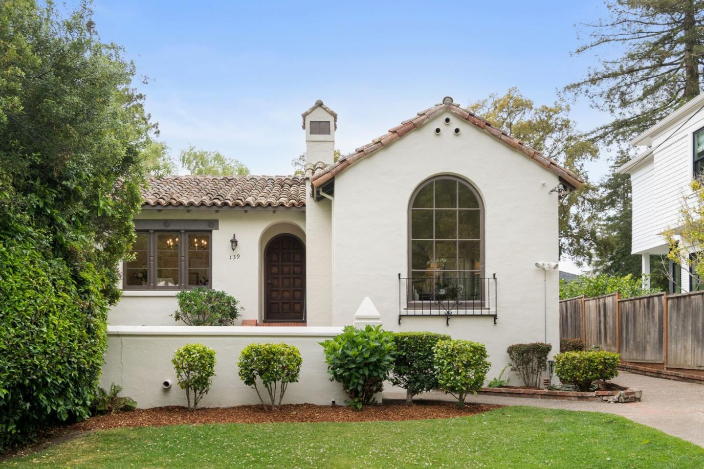 139 Warren Road San Mateo, CA 94401 - Photo 2 of 63 a front view of a house with garden