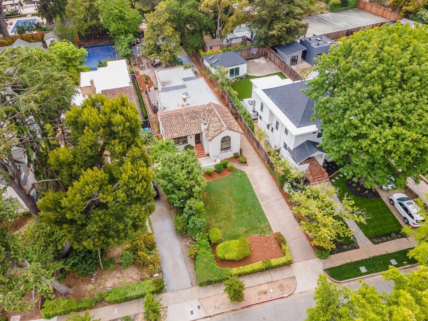 139 Warren Road San Mateo, CA 94401 - Photo 61 of 63 an aerial view of a house