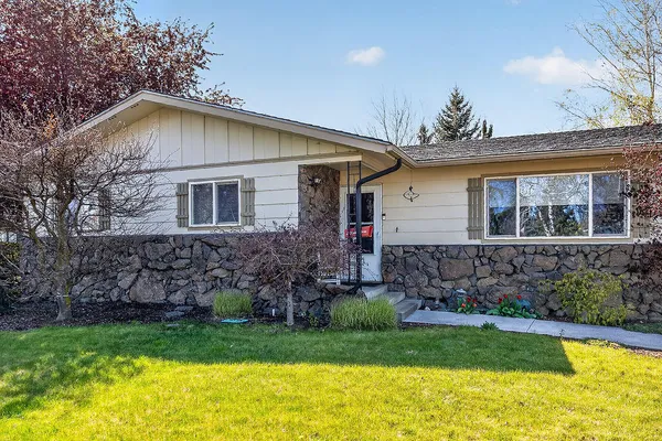 $369,000 | 3805 Mazama Drive, Klamath Falls, OR 97603
