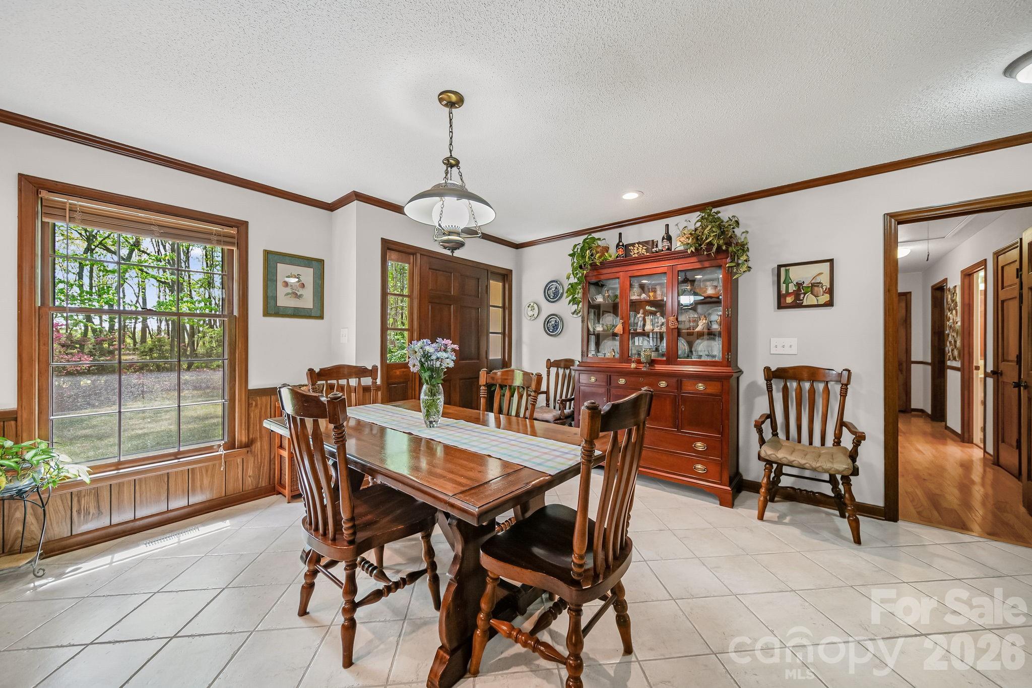 2056 Lawrence Road Clover, SC 29710 - Photo 9 of 38