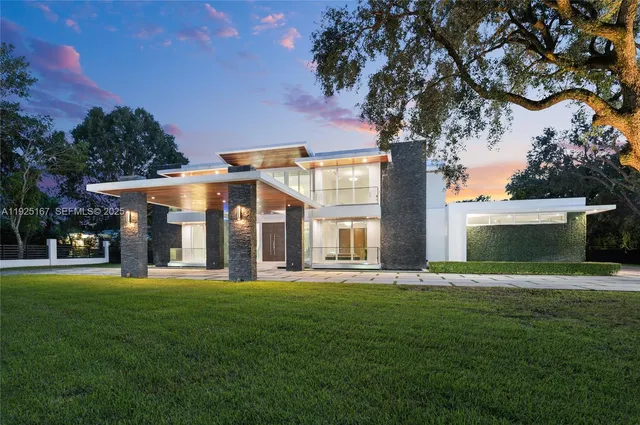 $8,999,900 | 6300 Moss Ranch Road, Pinecrest, FL 33156