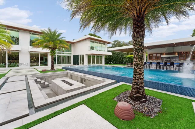 $8,999,900 | 6300 Moss Ranch Road, Pinecrest, FL 33156