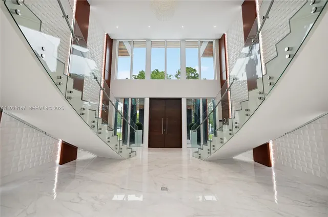 $8,999,900 | 6300 Moss Ranch Road, Pinecrest, FL 33156