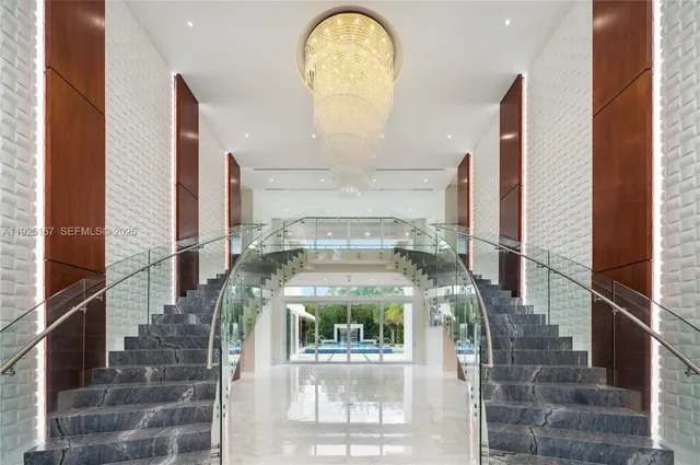 $8,999,900 | 6300 Moss Ranch Road, Pinecrest, FL 33156