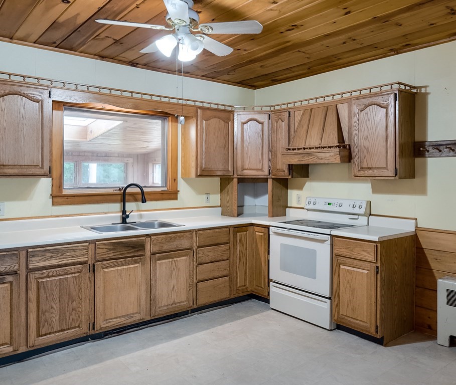 34 Doe Valley Road Athol, MA 01331 - Photo 11 of 41