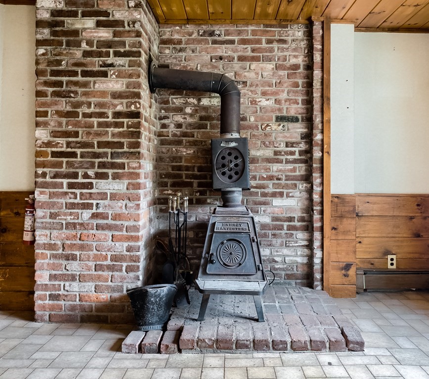 34 Doe Valley Road Athol, MA 01331 - Photo 8 of 41