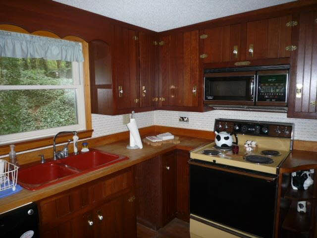 14932 East J & R Road Bicknell, IN 47512 - Photo 5 of 12 Gallery Image 5
