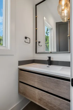 $2,398,000 | 2118 Cliff Drive, Nashville, TN 37218