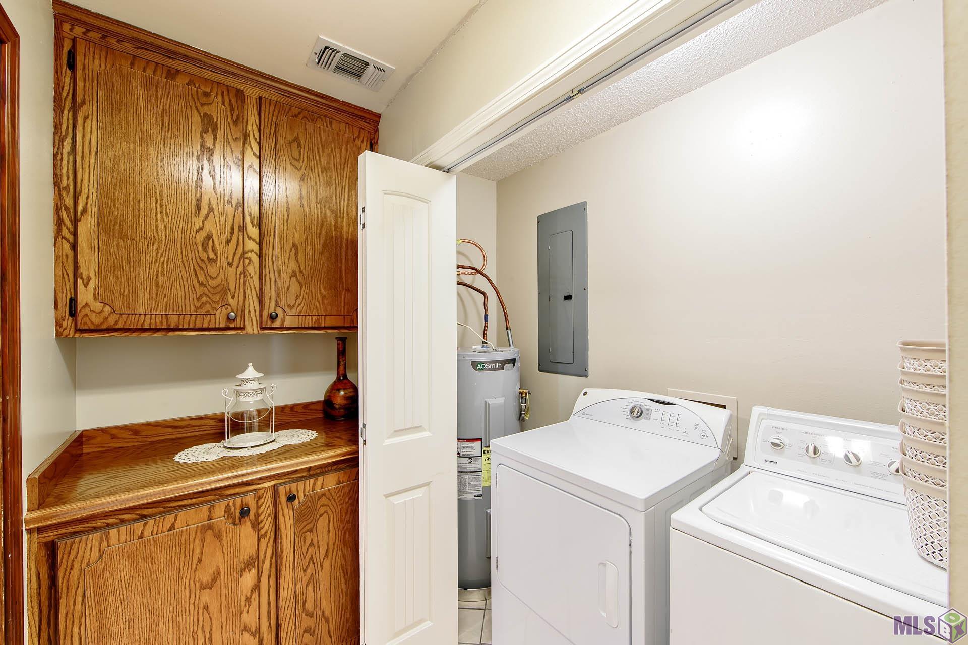 1 Mimi Circle Thibodaux, LA 70301 - Photo 17 of 22 Laundry room