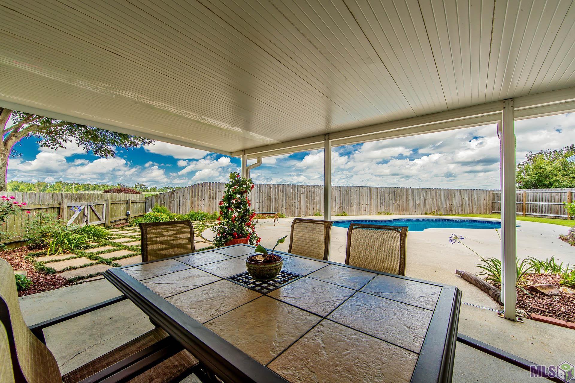 1 Mimi Circle Thibodaux, LA 70301 - Photo 19 of 22 Patio