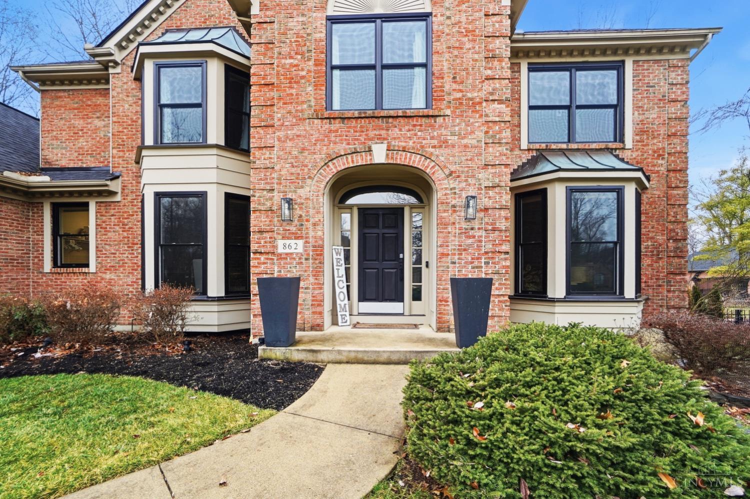 862 Miami Ridge Drive Loveland, OH 45140 - Photo 5 of 91