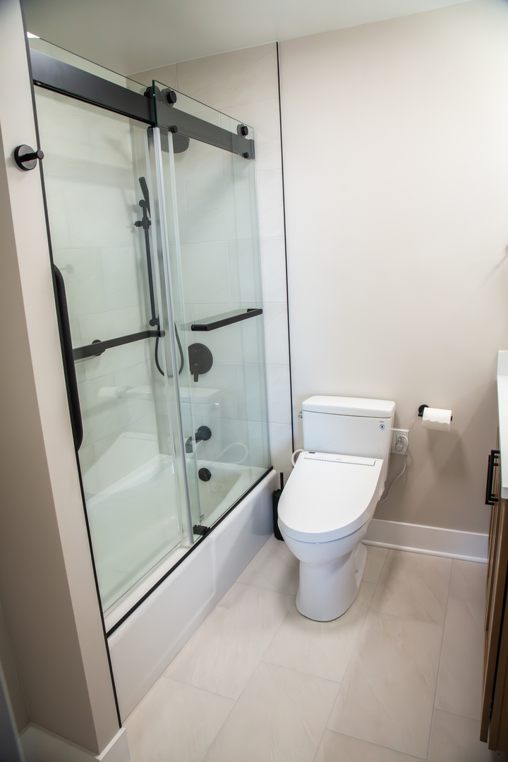 5415 North Sheridan Road, Unit 1601 Chicago, IL 60640 - Photo 19 of 31