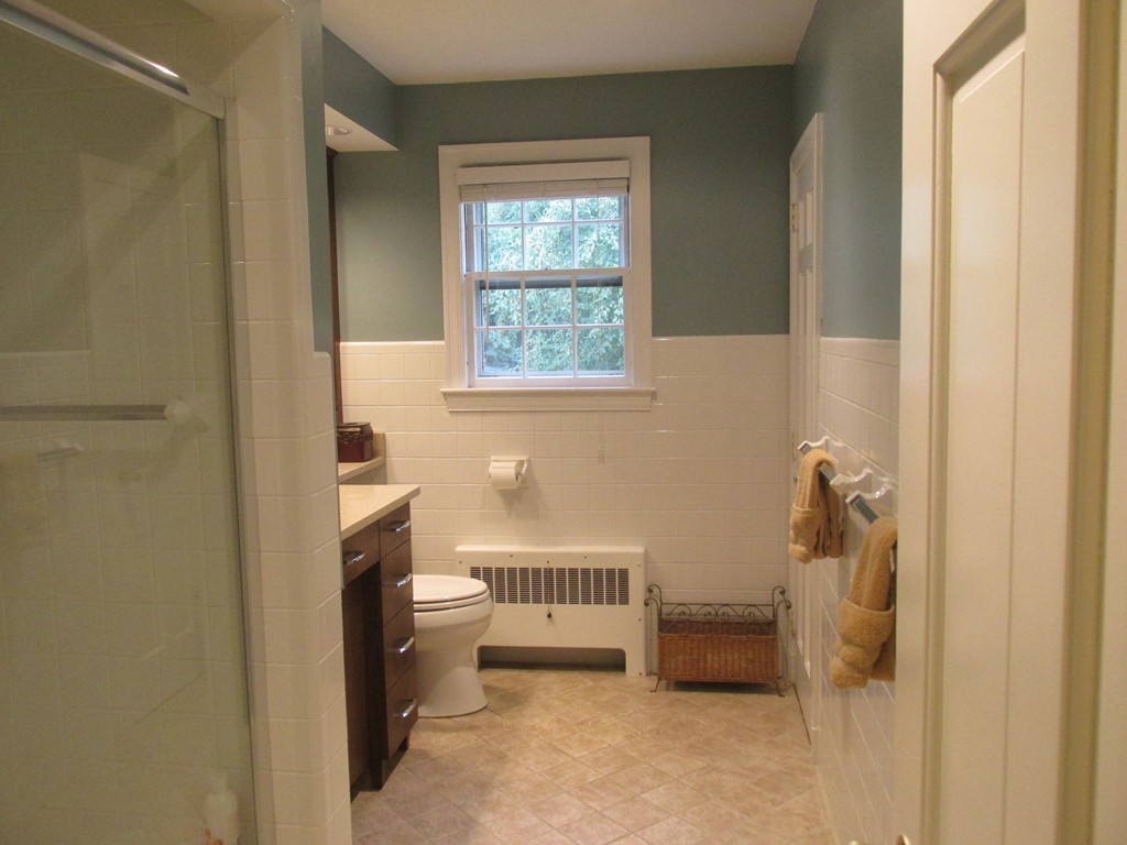 31 Aylesbury Road Worcester, MA 01609 - Photo 25 of 30