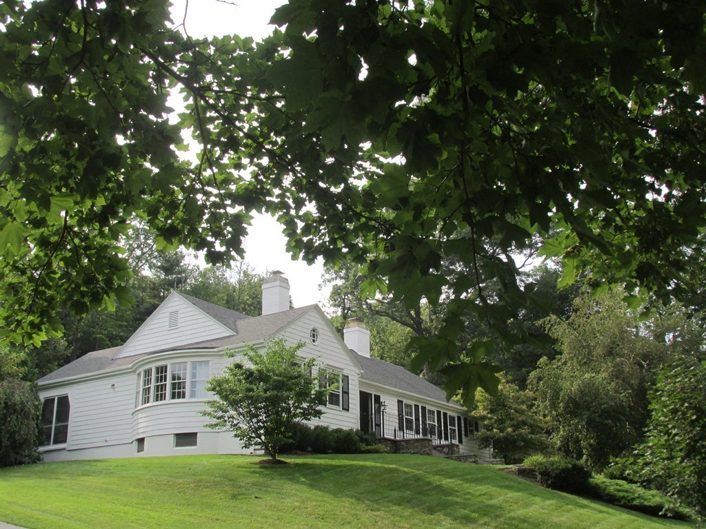 31 Aylesbury Road Worcester, MA 01609 - Photo 4 of 30