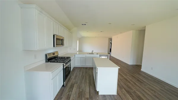$2,299 | 2642 Olivine Stone Drive, Rosenberg, TX 77469
