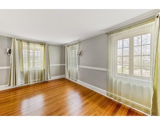 48 Winshaw Road Swampscott, MA 01907 - Photo 10 of 30 Gallery Image 10