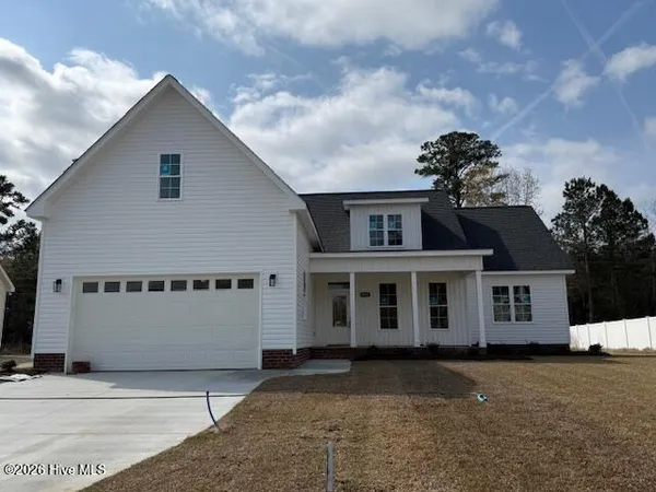 $407,930 | 3301 School Vw Drive, Farmville, NC 27828