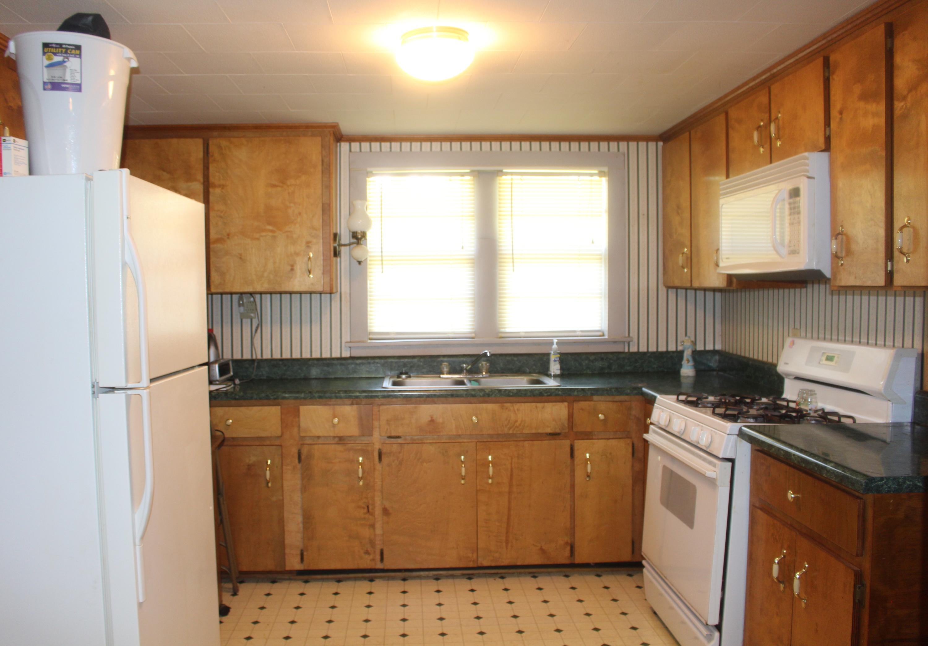 561 Springtime Avenue Holt, FL 32564 - Photo 11 of 12 Gallery Image 11