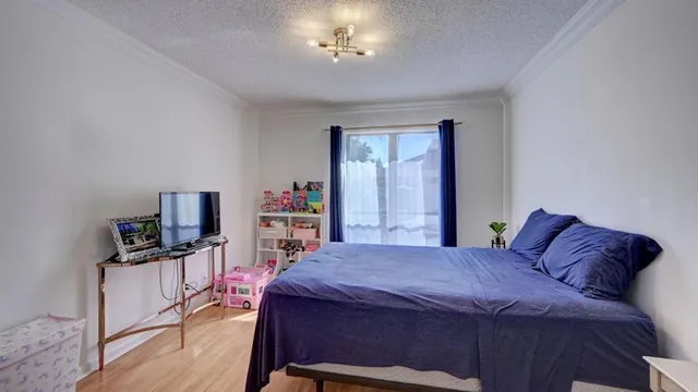 $589,900 | 6660 Canary Palm Circle, Boca Raton, FL 33433